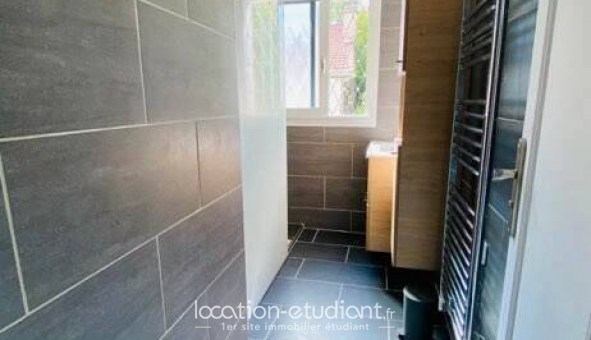 Logement tudiant T3 à Antibes (06160)