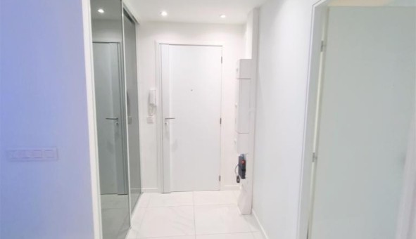 Logement tudiant T3 à Antibes (06160)