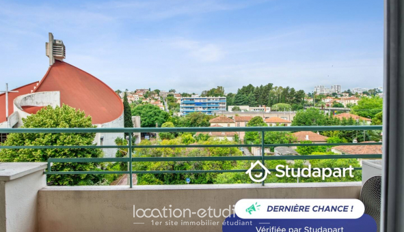 Logement tudiant T3 à Antibes (06160)