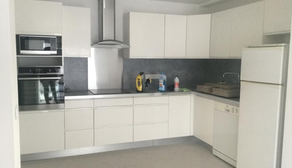 Logement tudiant Location T3 Vide Antibes (06160)