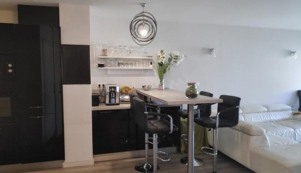 Logement �tudiant T3 &agrave; Antibes (06160)