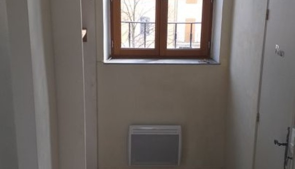 Logement �tudiant T3 &agrave; Apt (84400)
