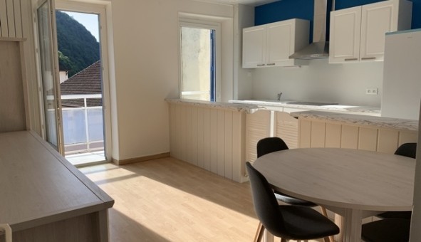 Logement tudiant Location T3 Vide Arandas (01230)