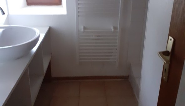 Logement tudiant T3 à Arbis (33760)