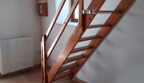 Logement tudiant T3 à Arbis (33760)