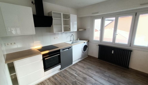 Logement tudiant Location T3 Vide Archamps (74160)