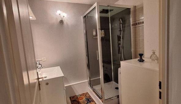 Logement tudiant T3 à Ars (33740)