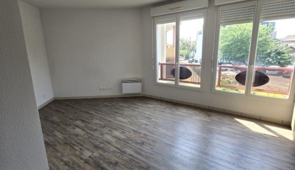 Logement tudiant T3 à Ars (33740)