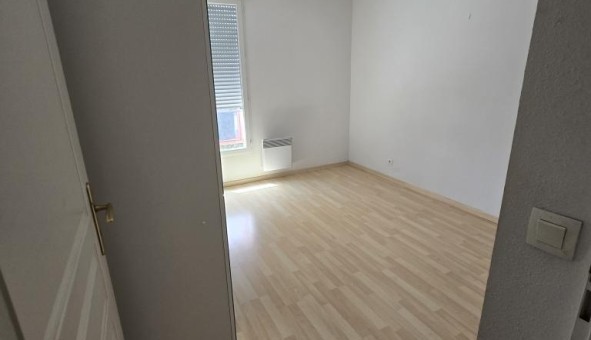 Logement tudiant T3 à Ars (33740)
