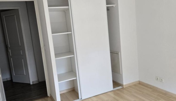 Logement tudiant T3 à Ars (33740)