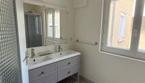 Logement tudiant T3 à Arnas (69400)