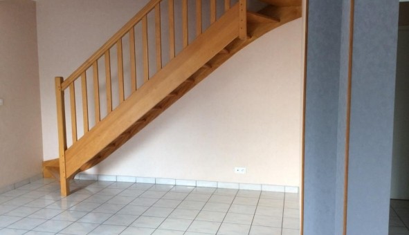 Logement �tudiant T3 &agrave; Aron (53440)