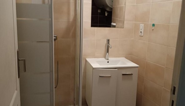 Logement tudiant T3 à Arphy (30120)