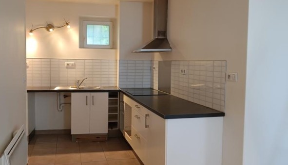 Logement tudiant T3 à Arphy (30120)