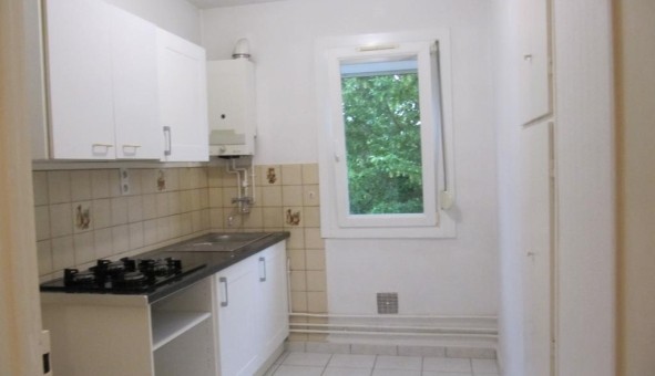 Logement tudiant T3 à Arras (62000)