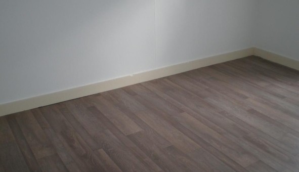 Logement tudiant T3 à Asnires sur Vgre (72430)