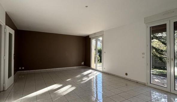 Logement tudiant T3 à Assier (46320)