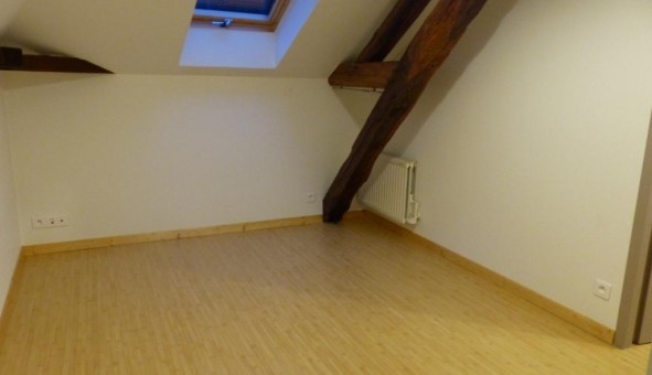 Logement tudiant T3 à Athe (21130)