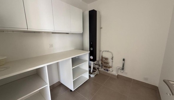 Logement tudiant T3 à Aubenas les Alpes (04110)