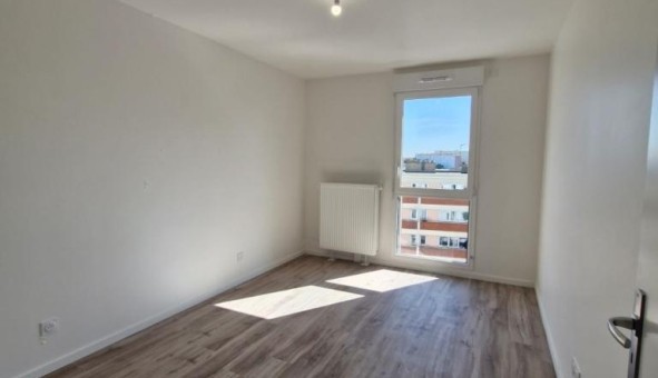 Logement tudiant T3 à Aubervilliers (93300)