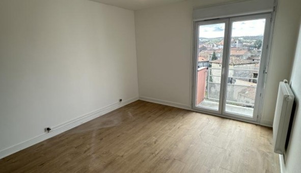 Logement tudiant T3 à Aulhat Saint Privat (63500)