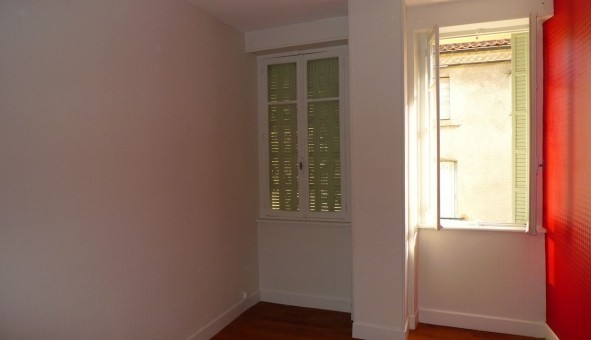 Logement �tudiant T3 &agrave; Aulhat Saint Privat (63500)