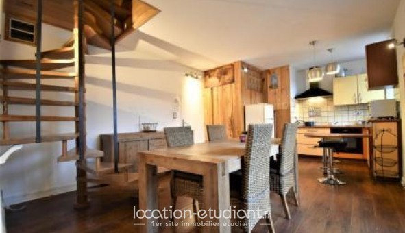 Logement tudiant T3 à Aurillac (15000)
