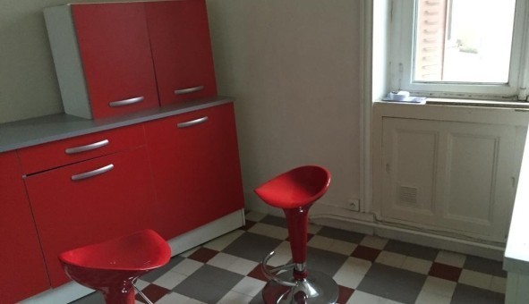 Logement �tudiant T3 &agrave; Aurillac (15000)