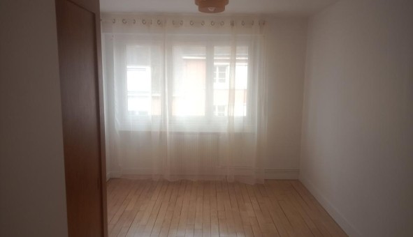 Logement tudiant T3 à Autry le Chtel (45500)