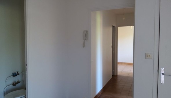 Logement �tudiant T3 &agrave; Avermes (03000)