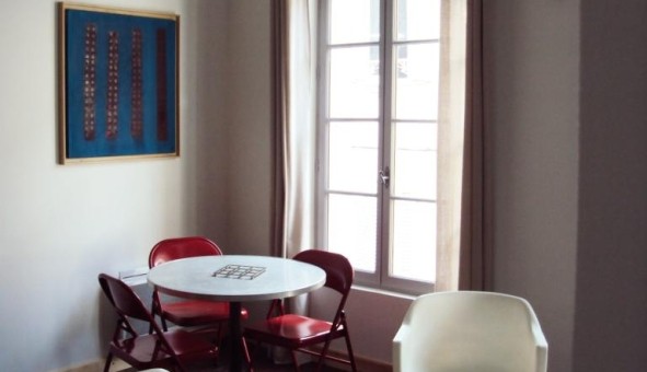 Logement tudiant Location T3 Vide Avignon (84000)