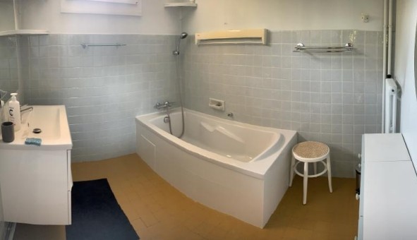 Logement tudiant T3 à Avignon (84000)