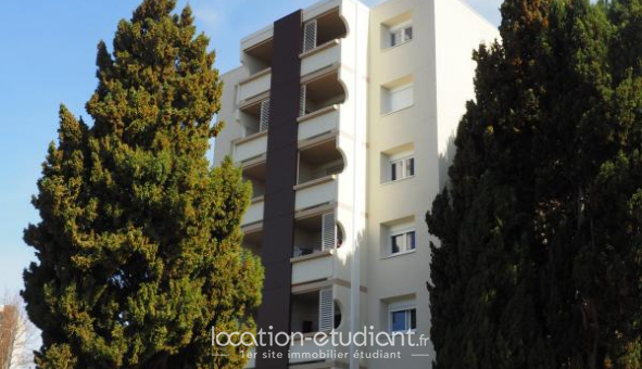Logement tudiant Location T3 Vide Avignon (84000)