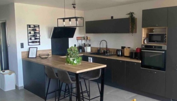 Logement tudiant Location T3 Vide Avignon (84000)