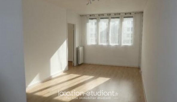 Logement tudiant T3 à Avon (77210)