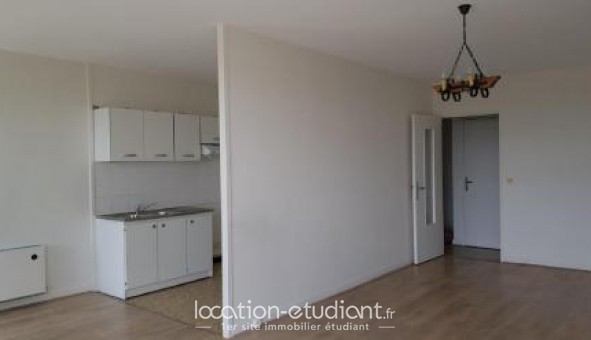 Logement tudiant T3 à Avon (77210)