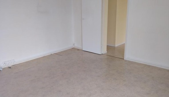 Logement tudiant T3 à Avon (77210)