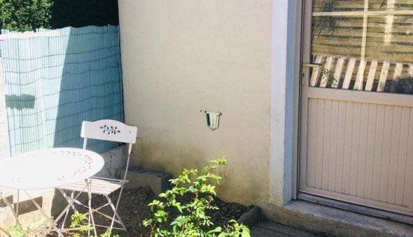 Logement �tudiant T3 &agrave; Avrill� (49240)