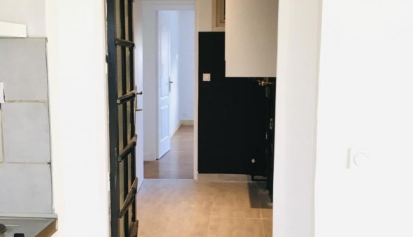 Logement �tudiant T3 &agrave; Avrill� (49240)