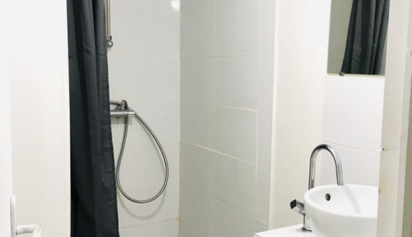 Logement �tudiant T3 &agrave; Avrill� (49240)