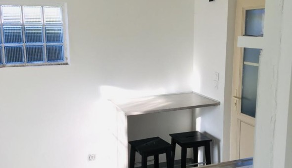 Logement �tudiant T3 &agrave; Avrill� (49240)