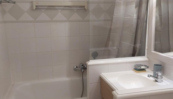 Logement tudiant T3 à Avrill (85440)
