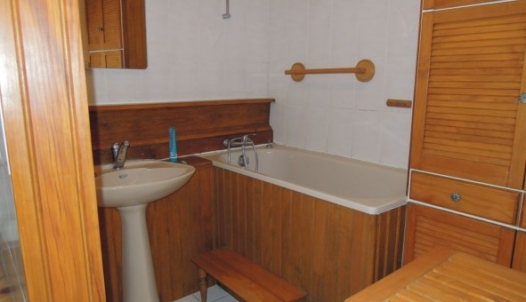 Logement �tudiant T3 &agrave; Avrilly (03130)