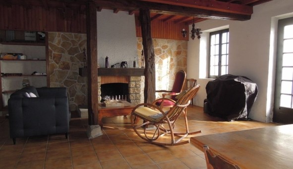 Logement �tudiant T3 &agrave; Avrilly (03130)