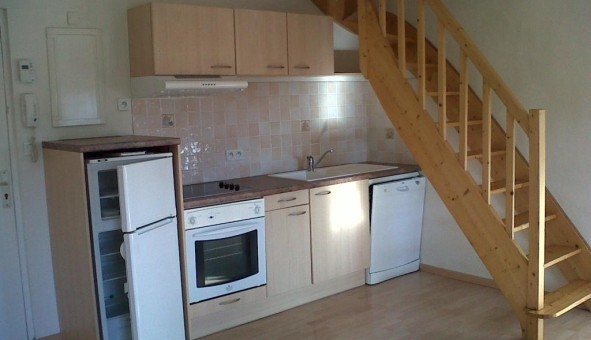 Logement tudiant T3 à Avy (17800)