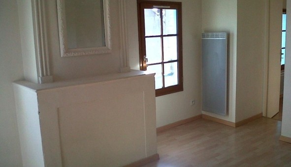 Logement tudiant T3 à Avy (17800)