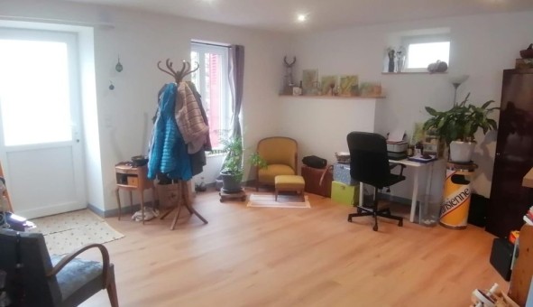 Logement �tudiant T3 &agrave; Aydat (63970)
