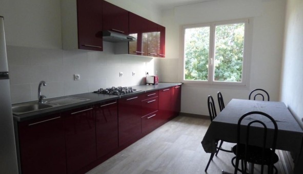 Logement tudiant T3 à Ayzieu (32800)