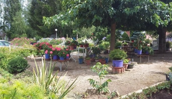 Logement �tudiant T3 &agrave; Az� (71260)