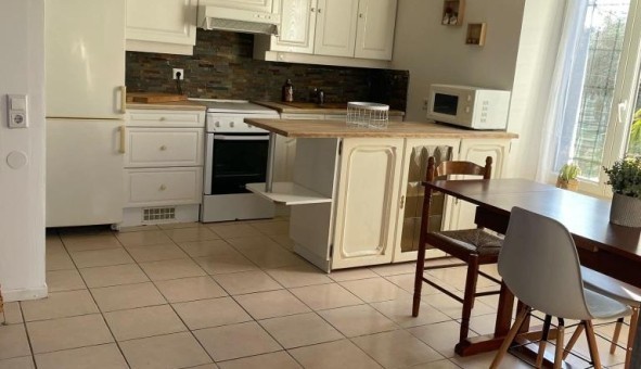 Logement tudiant T3 à Bages (11100)